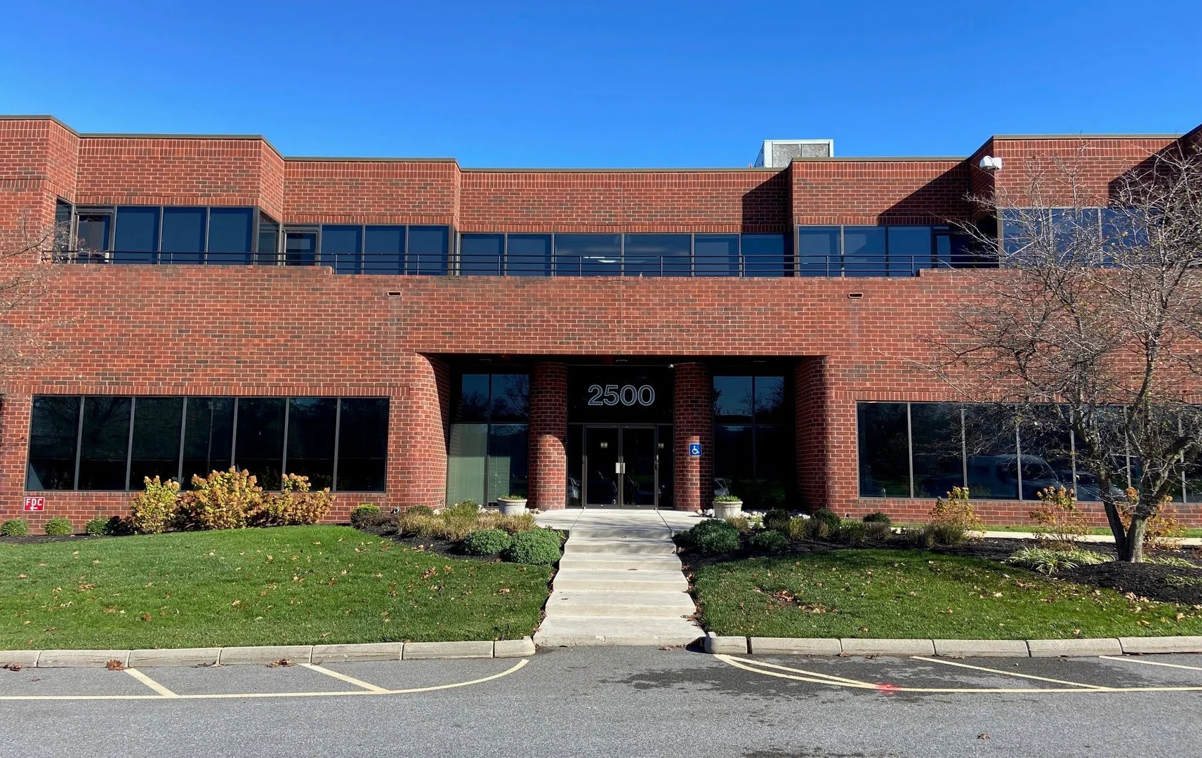Building I — Lease in Norristown, PA, photo 1 of 3