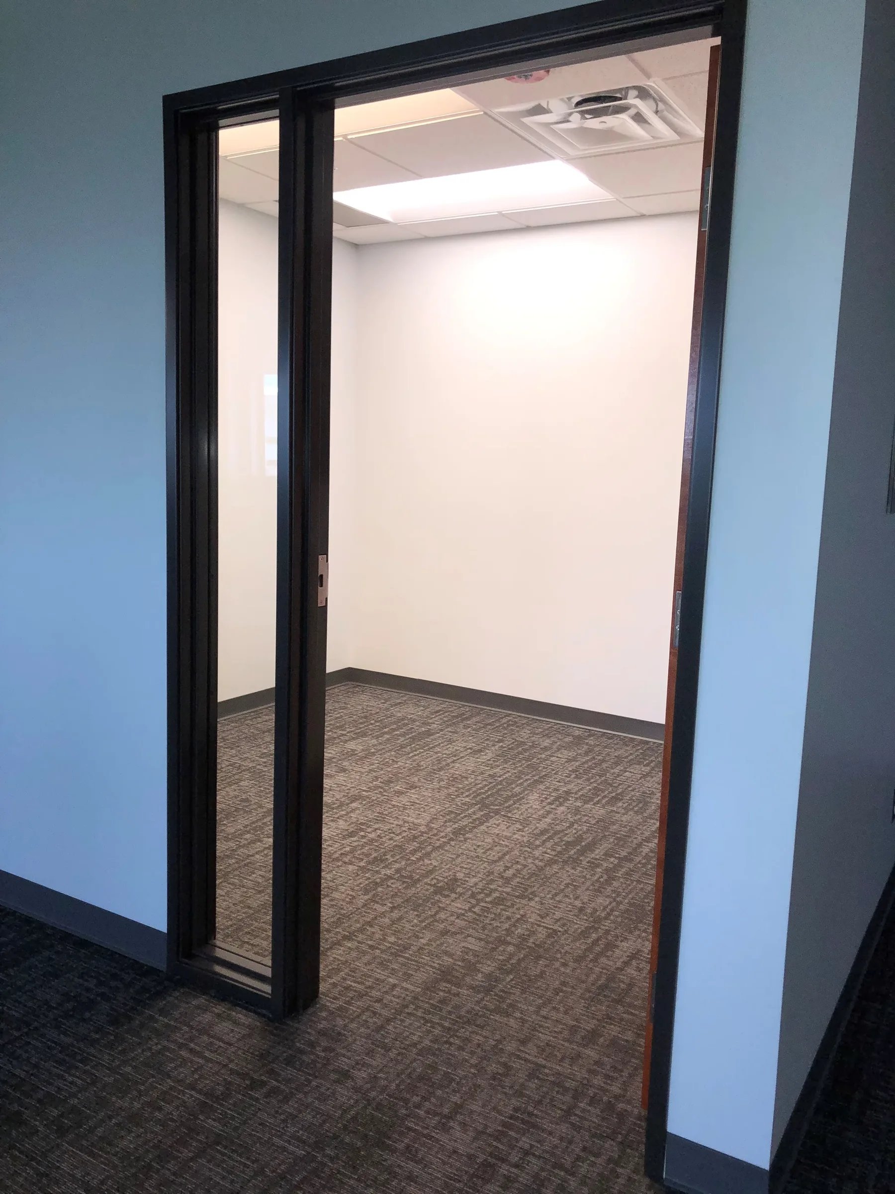 Cambridge Court Phase II — Lease in Auburn Hills, MI, photo 5 of 7