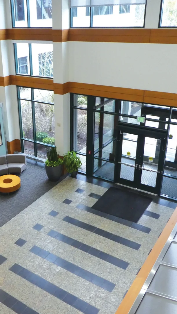 Bldg 10 — Lease in Corvallis, OR, photo 2 of 3