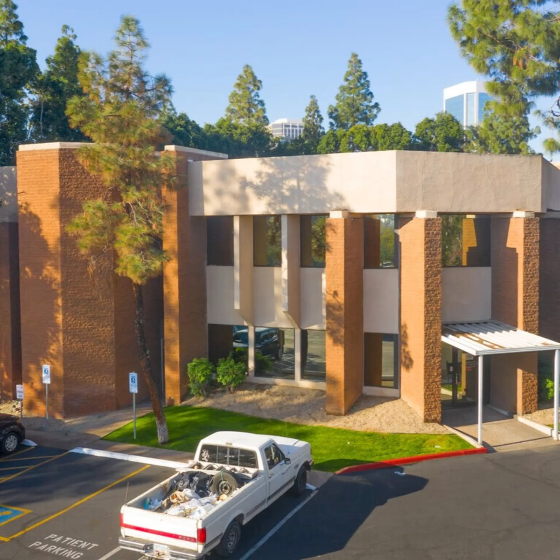 300 E Osborn Rd - office in Phoenix, AZ