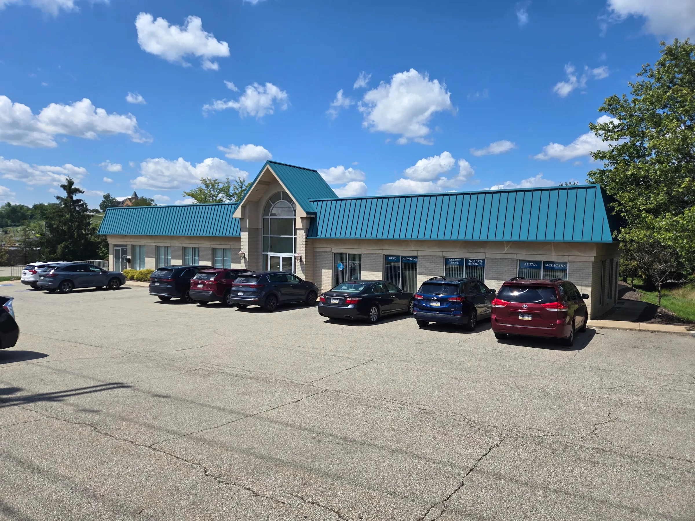 6000 Steubenville Pike — Lease in Mc Kees Rocks, PA, photo 1 of 8