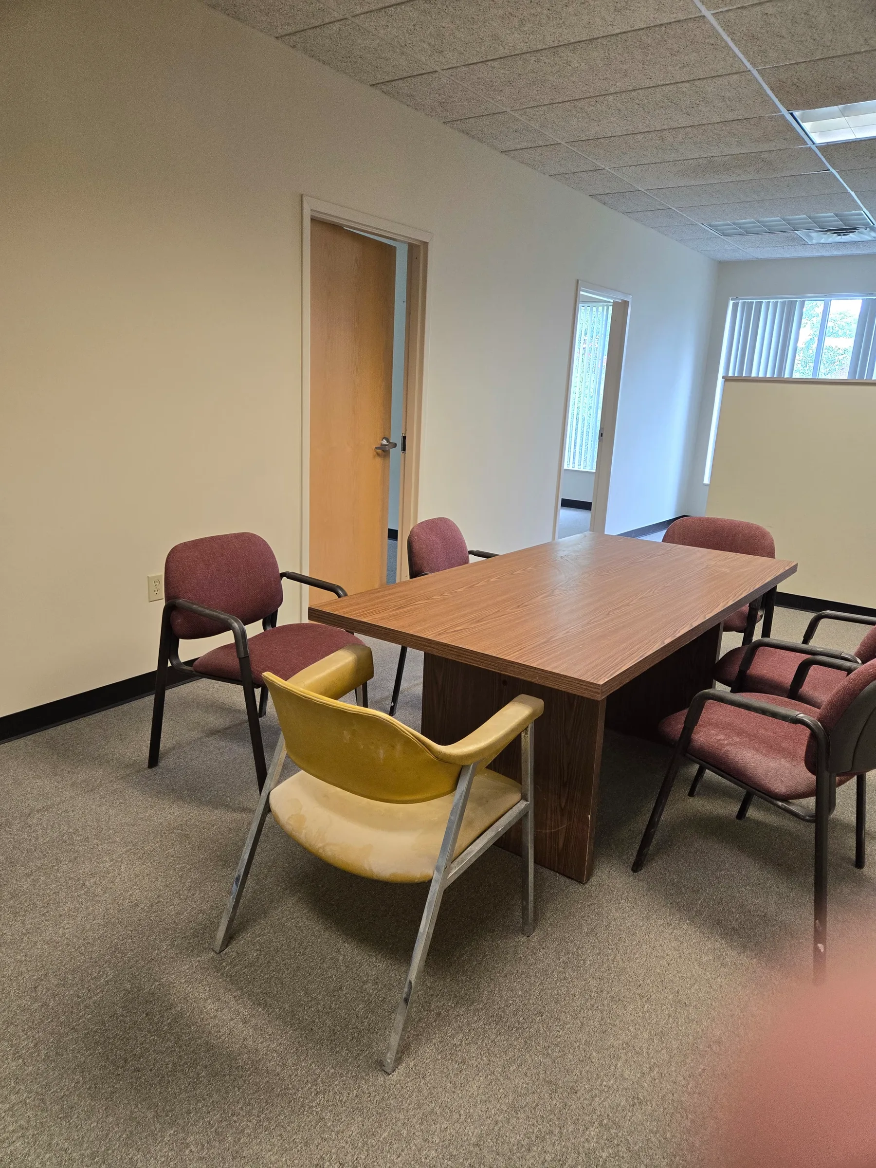6000 Steubenville Pike — Lease in Mc Kees Rocks, PA, photo 5 of 8