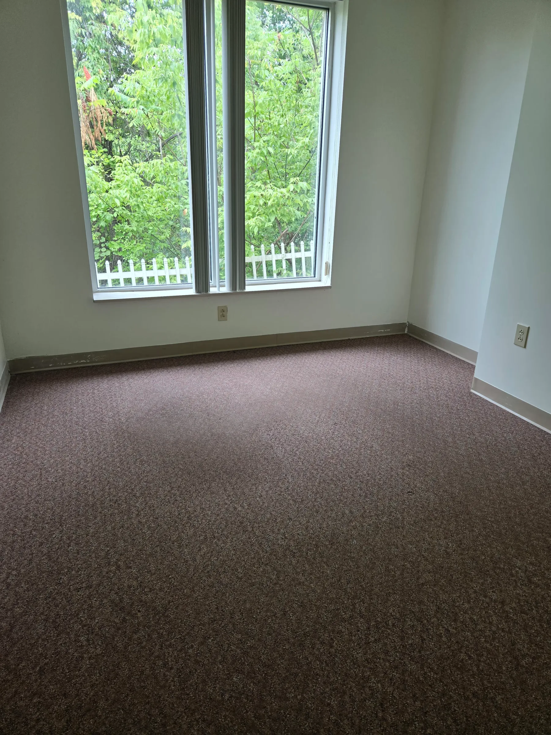 6000 Steubenville Pike — Lease in Mc Kees Rocks, PA, photo 7 of 8