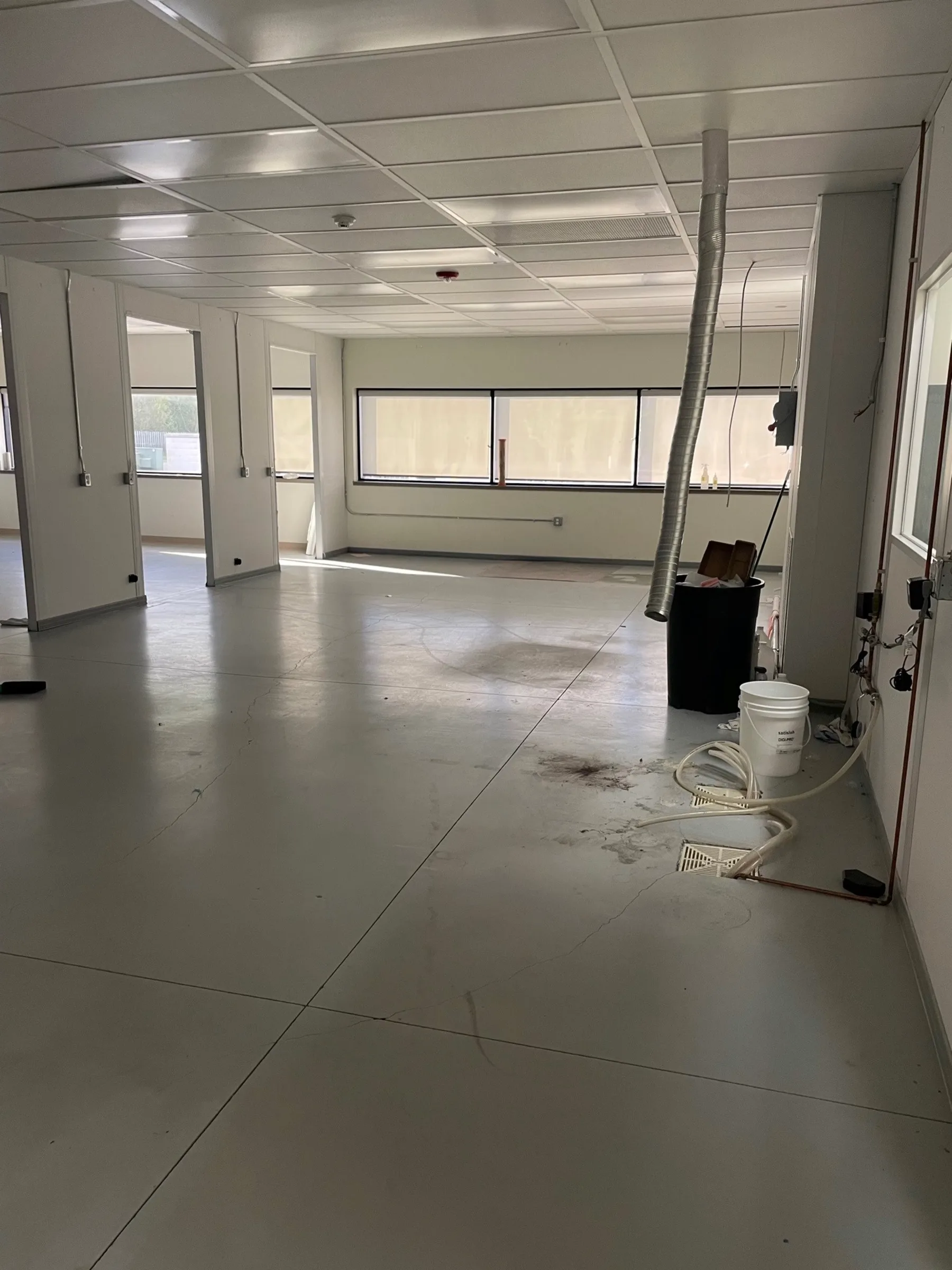 Solaire Optical Laboratories — Lease in Kalamazoo, MI, photo 4 of 8