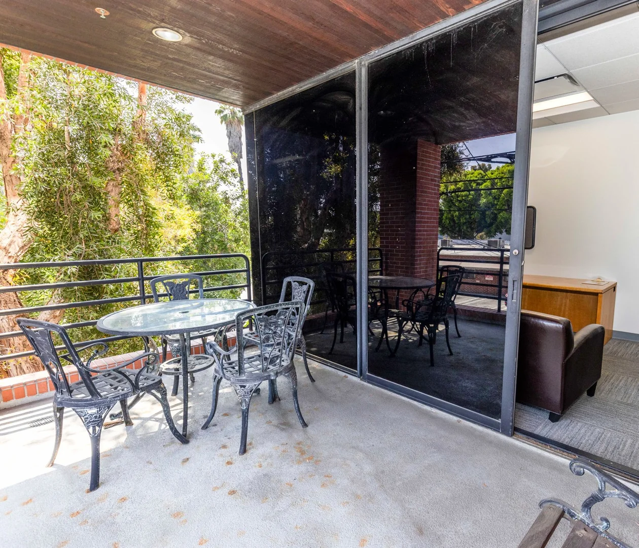 Screen Writers/Producers Guild — Lease in Burbank, CA, photo 1 of 6