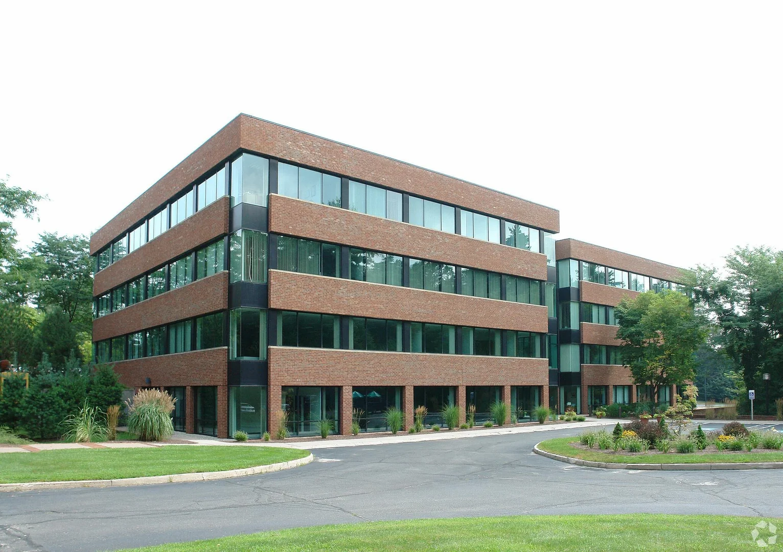 Forestal Centre — Lease in Simsbury, CT, photo 2 of 2