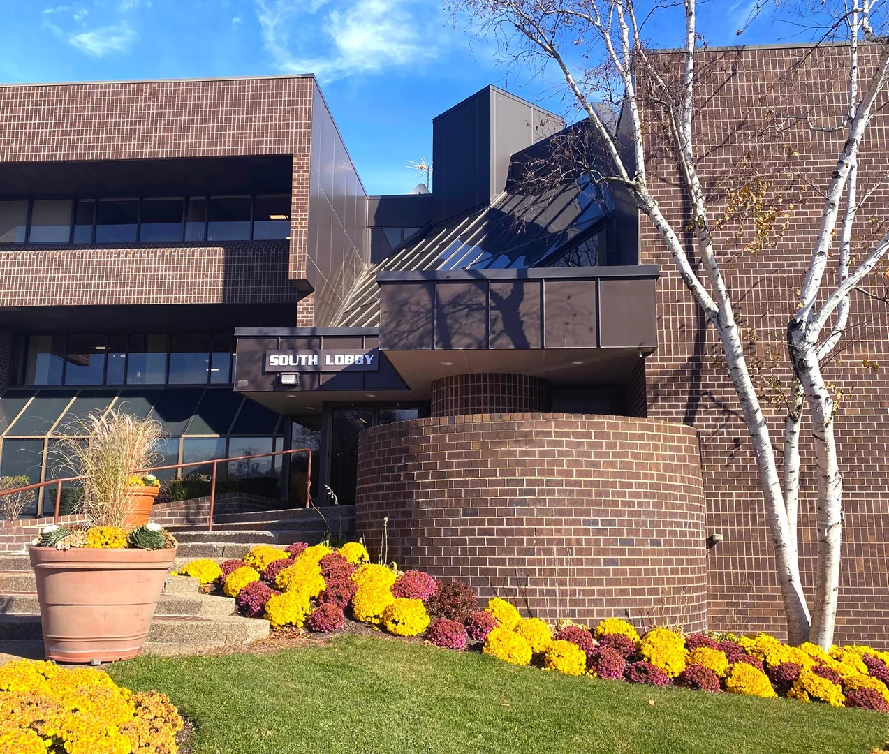 One University — Lease in Westwood, MA, photo 1 of 1