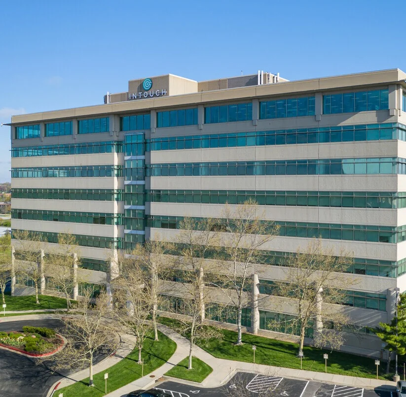 Renaissance III — Lease in Leawood, KS, photo 1 of 5
