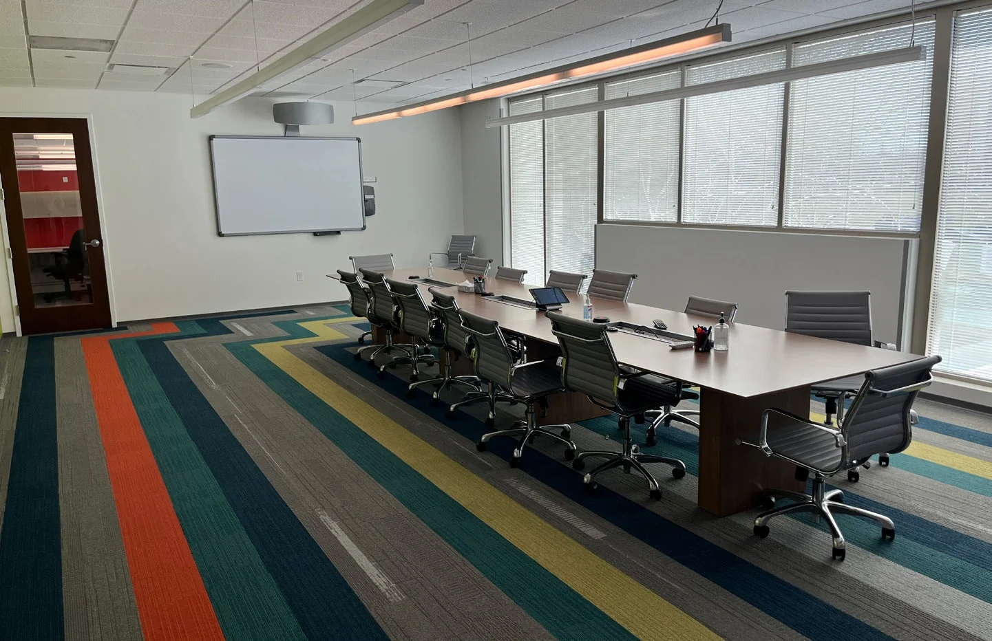 Renaissance III — Lease in Leawood, KS, photo 2 of 5