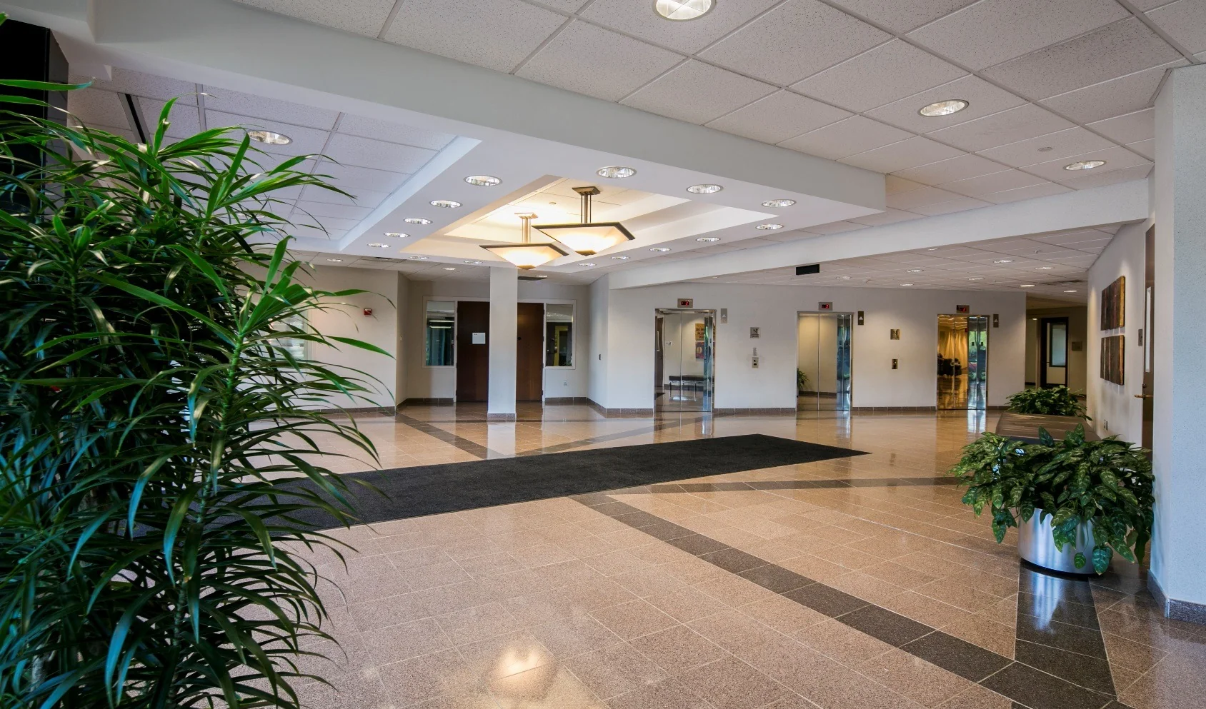 10300 Spotsylvania Ave — Lease in Fredericksburg, VA, photo 2 of 3