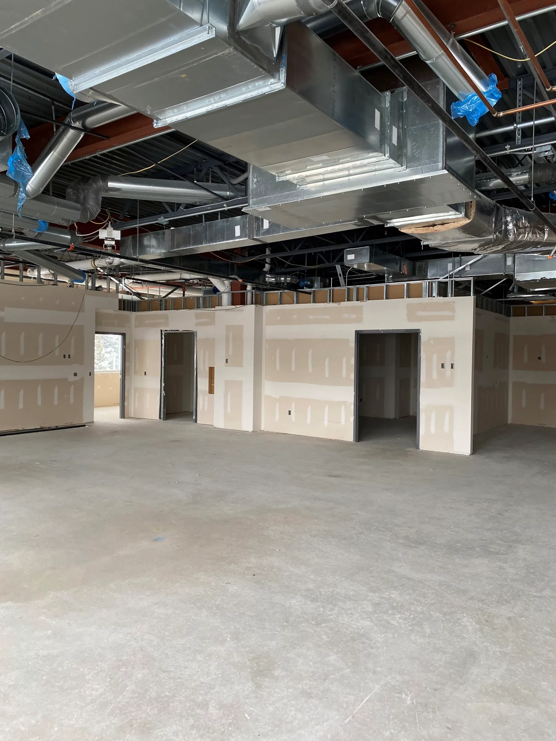 U of M Metro Health — Lease in Wyoming, MI, photo 4 of 8