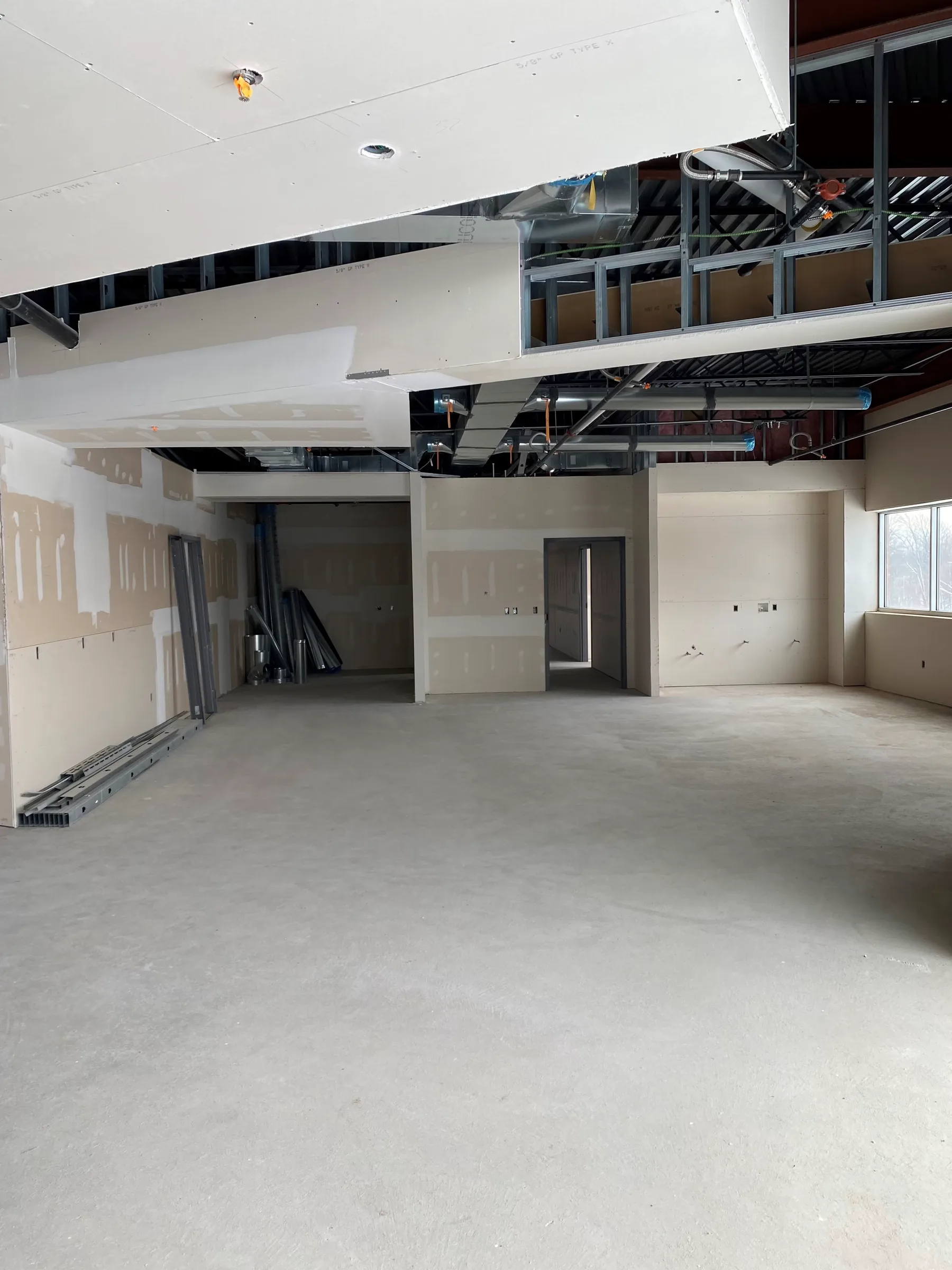 U of M Metro Health — Lease in Wyoming, MI, photo 5 of 8