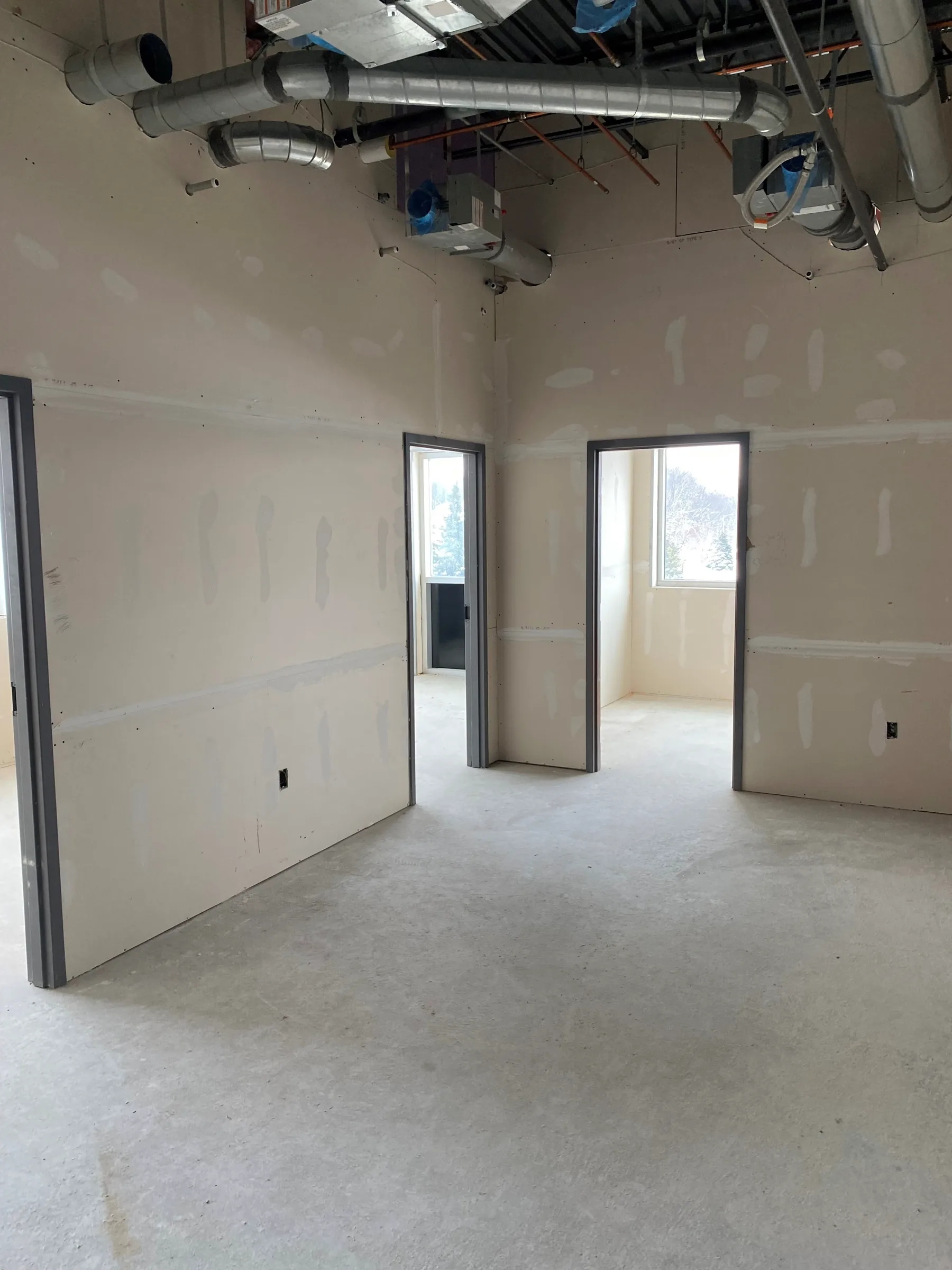U of M Metro Health — Lease in Wyoming, MI, photo 7 of 8