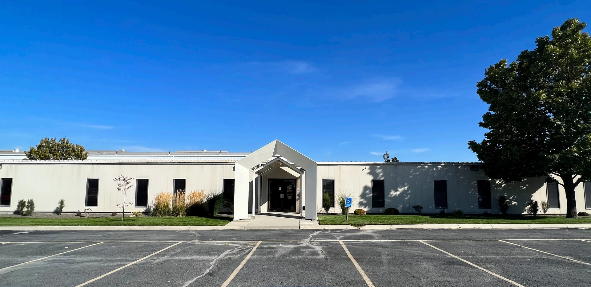 Building 7 — Lease in Boise, ID, photo 2 of 6