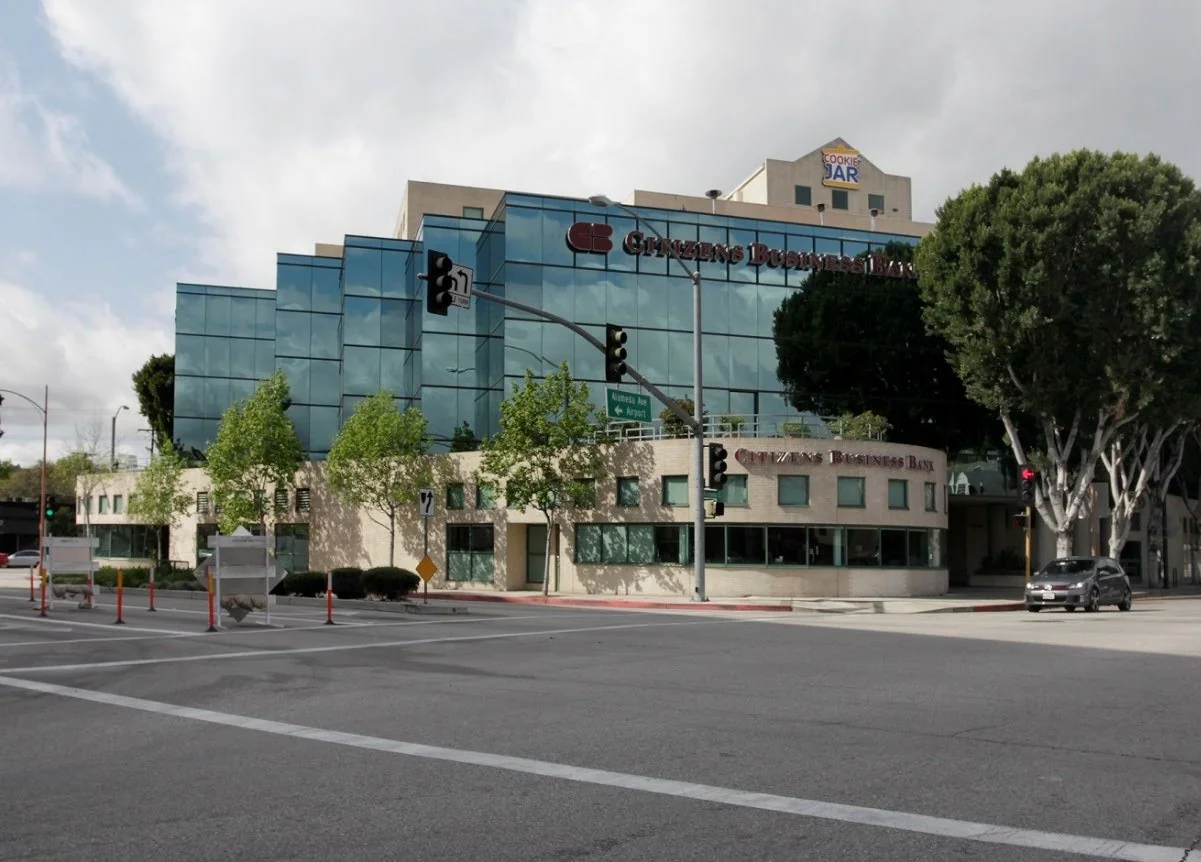 Western D.I.C. — Lease in Burbank, CA, photo 1 of 4