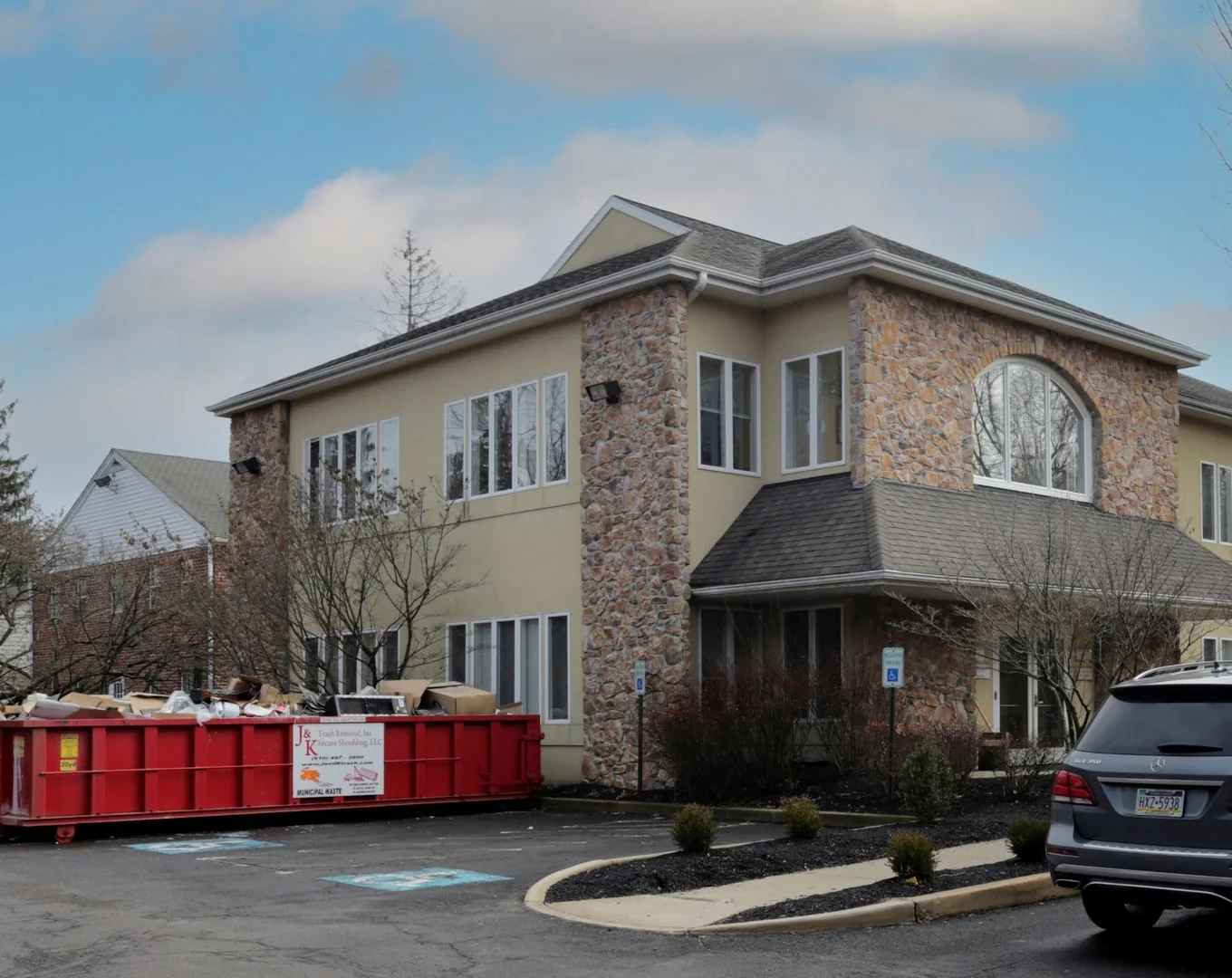 1171 Lancaster Ave — Lease in Berwyn, PA, photo 1 of 1