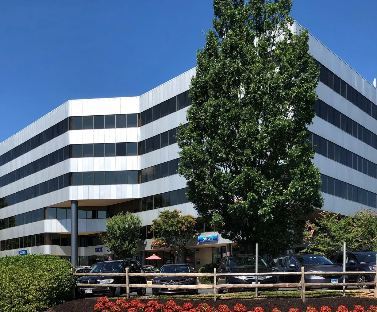 Montgomery Executive Center — Lease in Gaithersburg, MD, photo 1 of 1