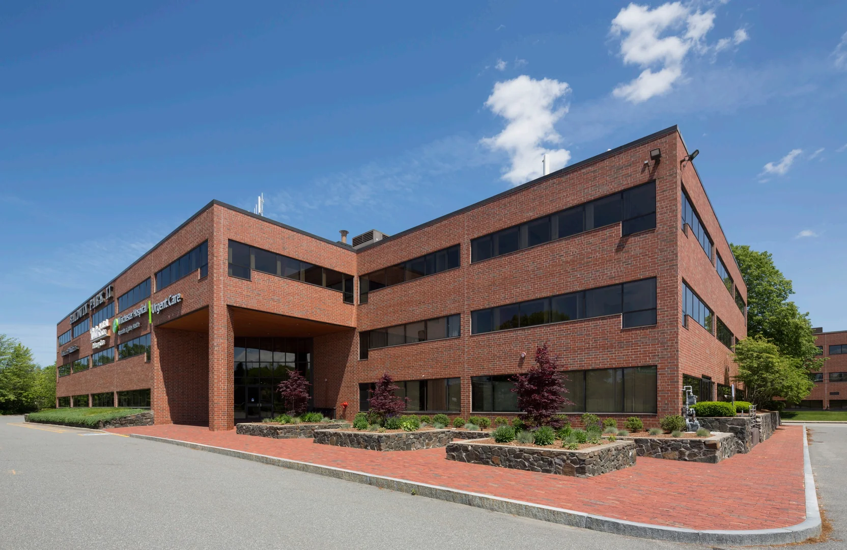 Baldwin Park II — Lease in Woburn, MA, photo 2 of 4