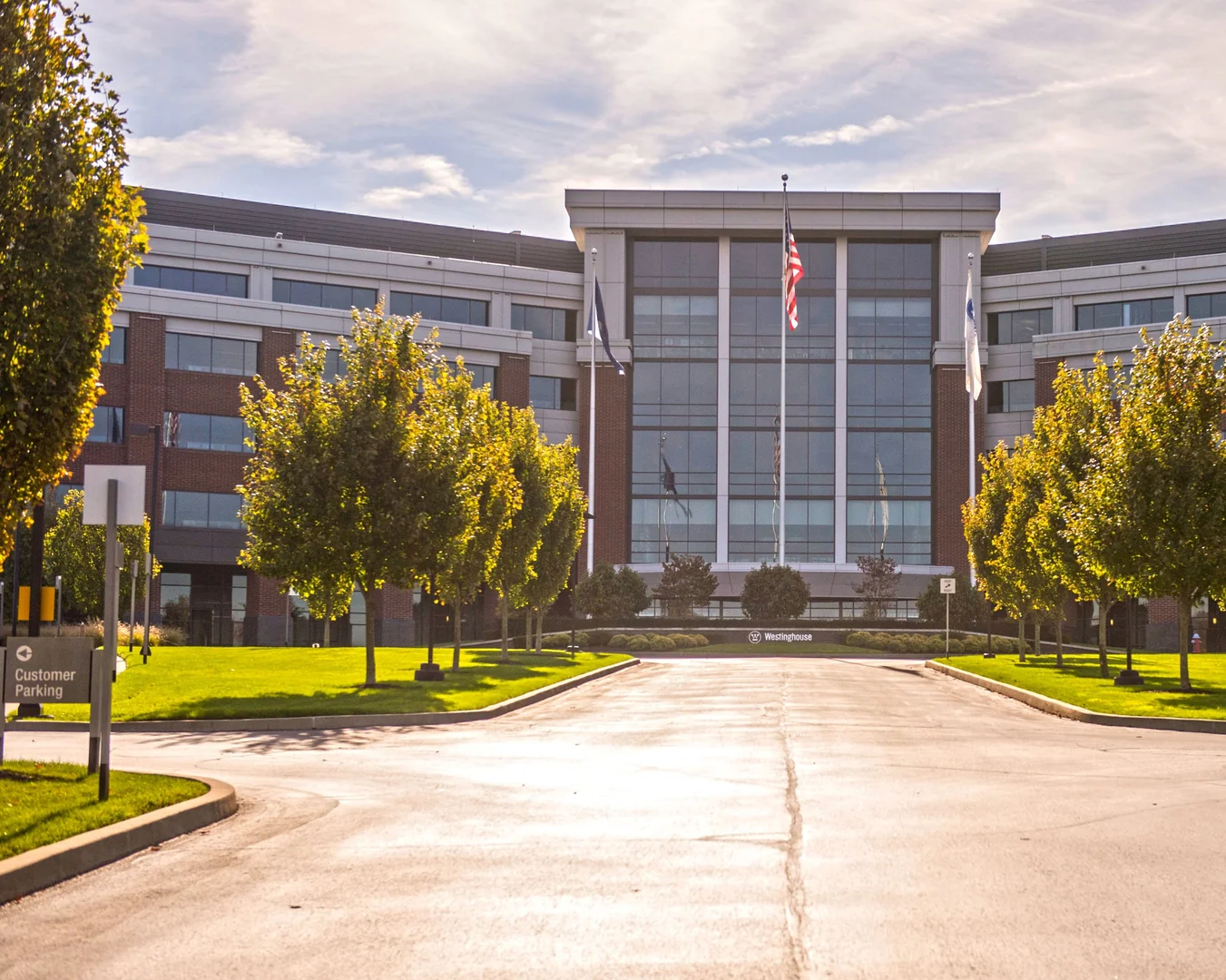 Westinghouse III — Lease in Cranberry Township, PA, photo 1 of 5
