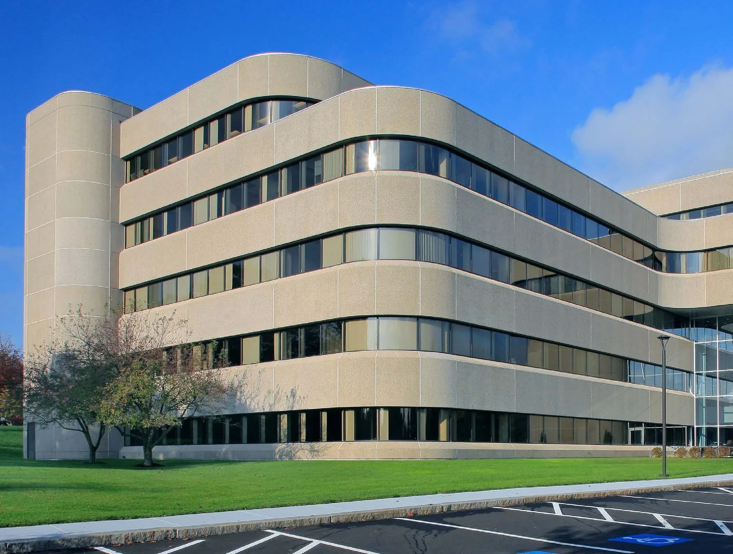 2 Burlington Business Center — Lease in Burlington, MA, photo 1 of 6