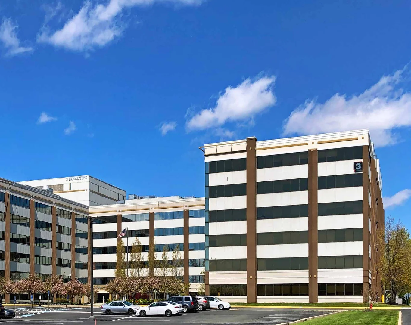3 Executive Campus — Lease in Cherry Hill, NJ, photo 1 of 6