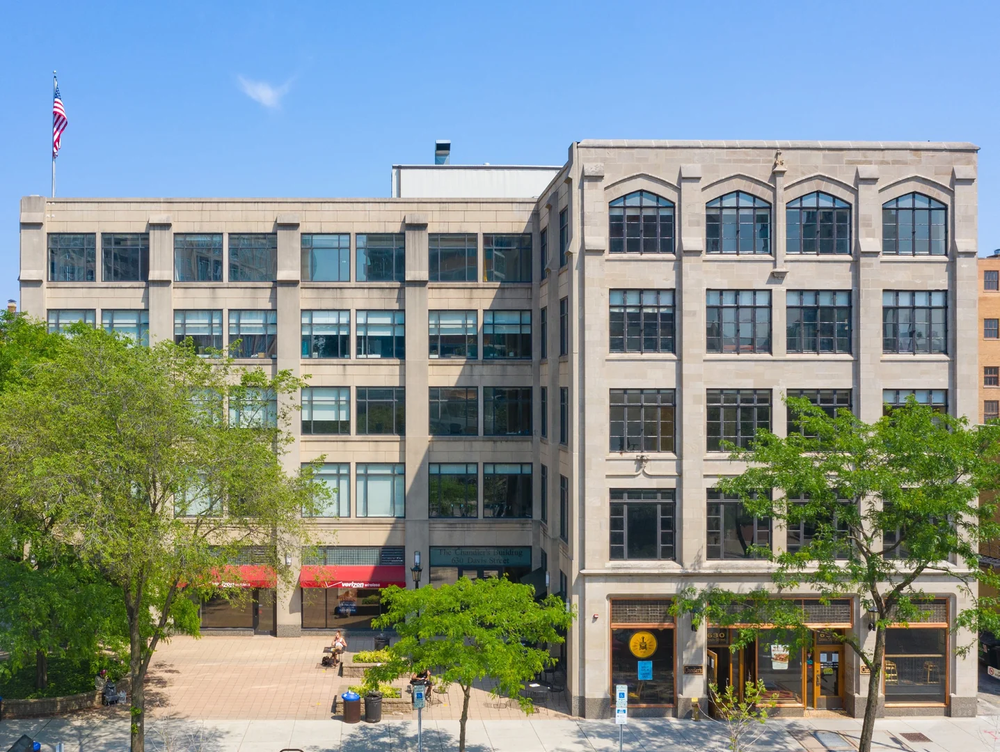 The Chandler's Building — Lease in Evanston, IL, photo 1 of 2