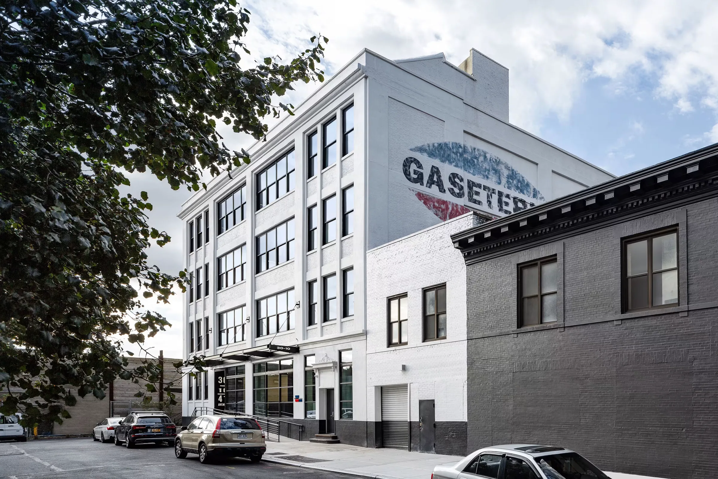 The Gaseteria Building — Lease in Long Island City, NY, photo 1 of 2