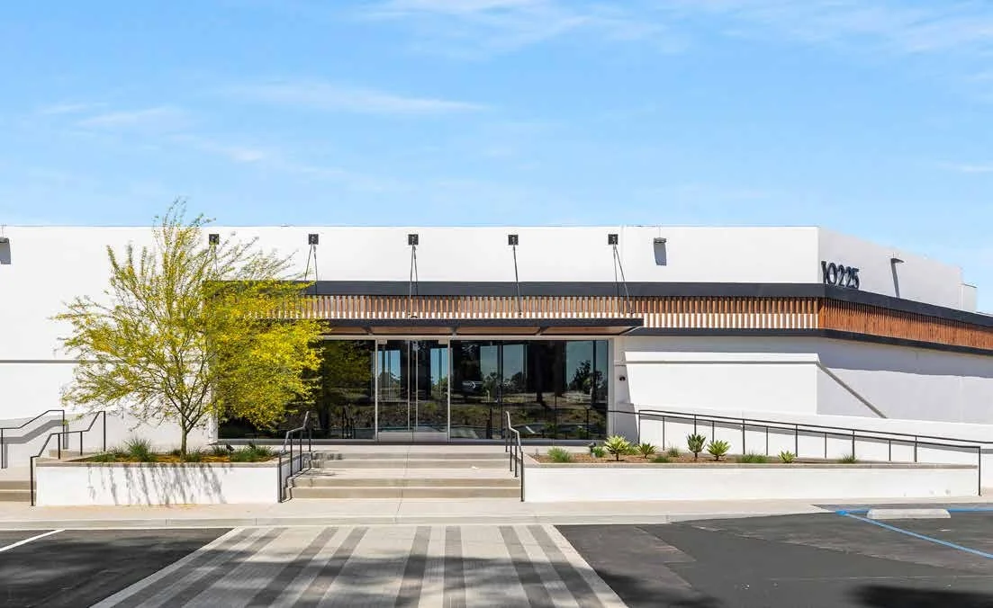 Key Bank Building — Lease in Painesville, OH, photo 1 of 1