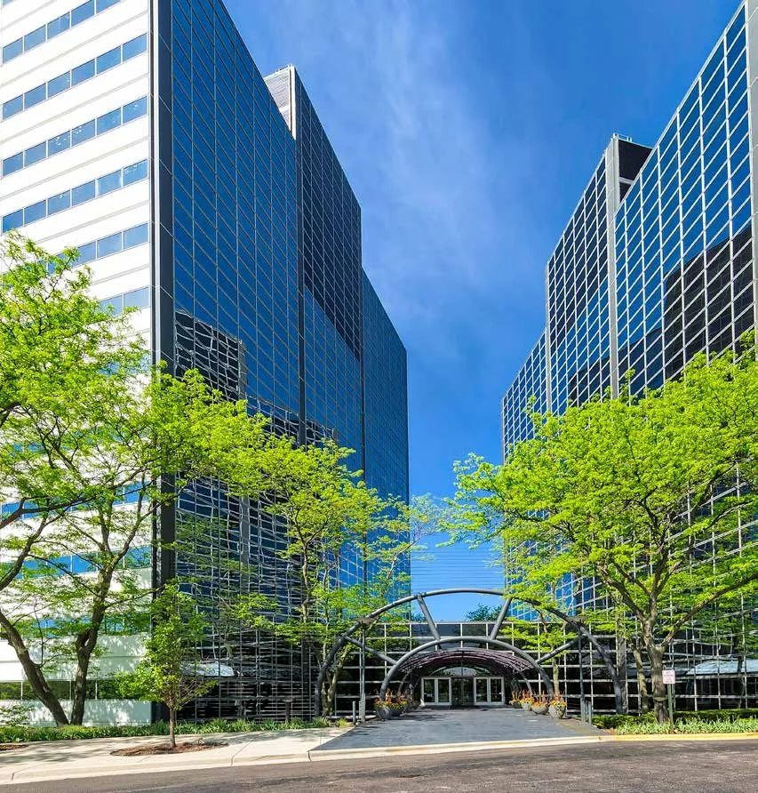 200 North Martingale — Lease in Schaumburg, IL, photo 1 of 3