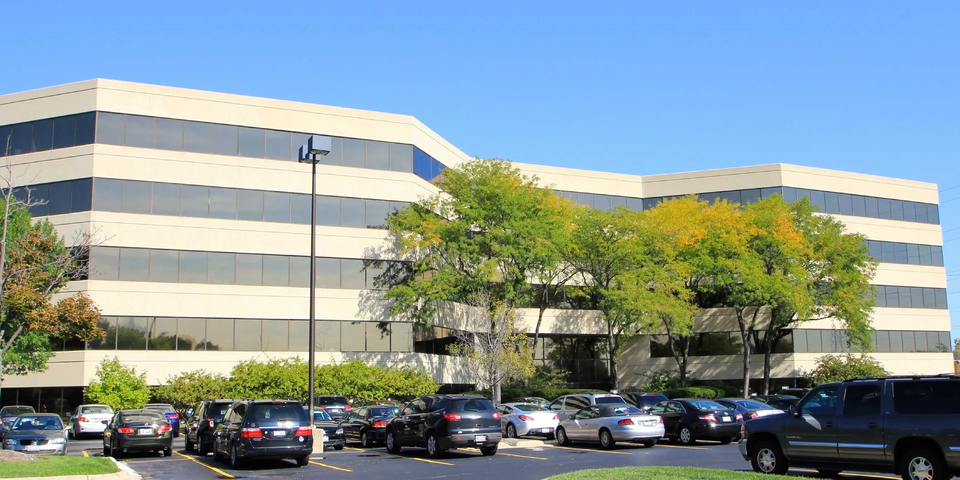 One Northbrook Place — Lease in Northbrook, IL, photo 2 of 4