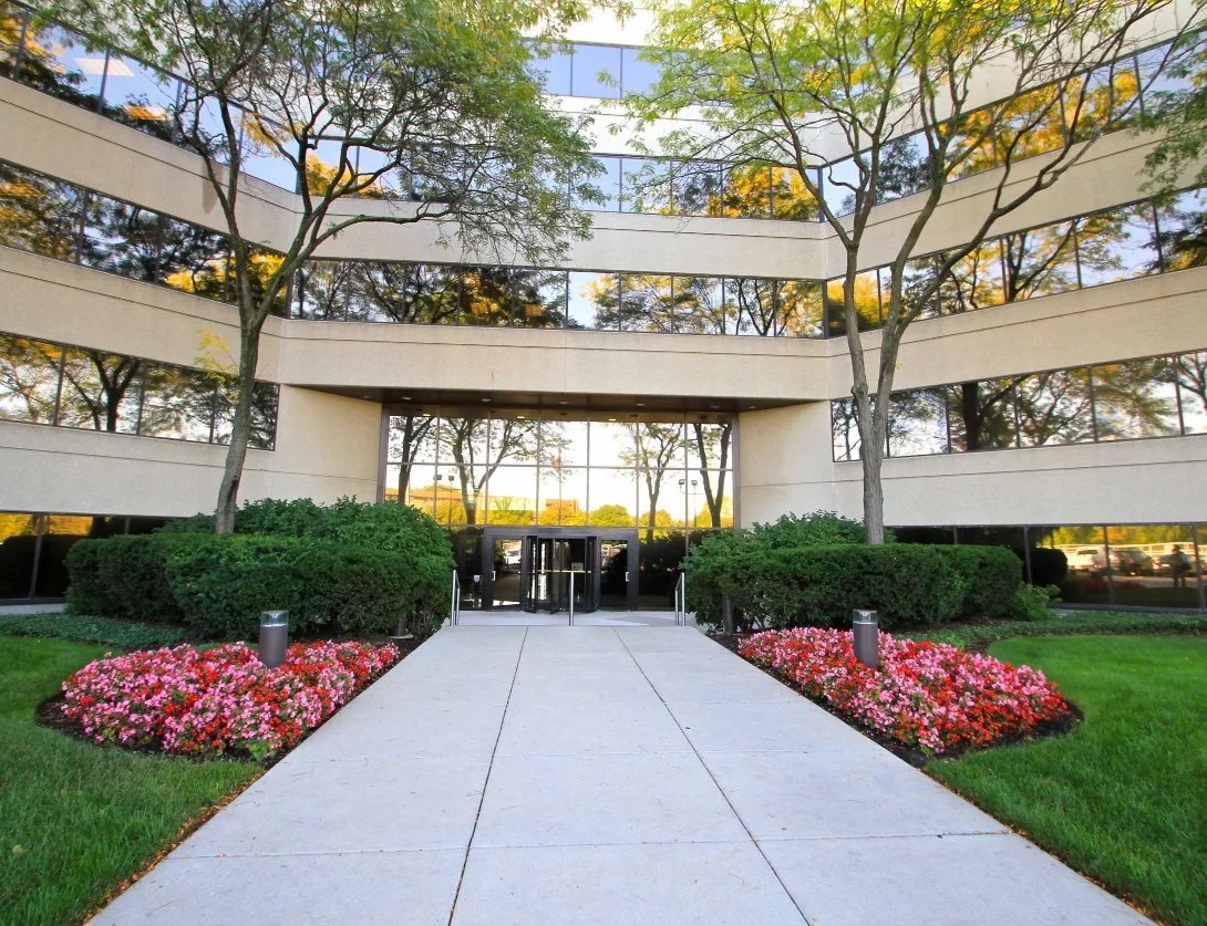 One Northbrook Place — Lease in Northbrook, IL, photo 3 of 4