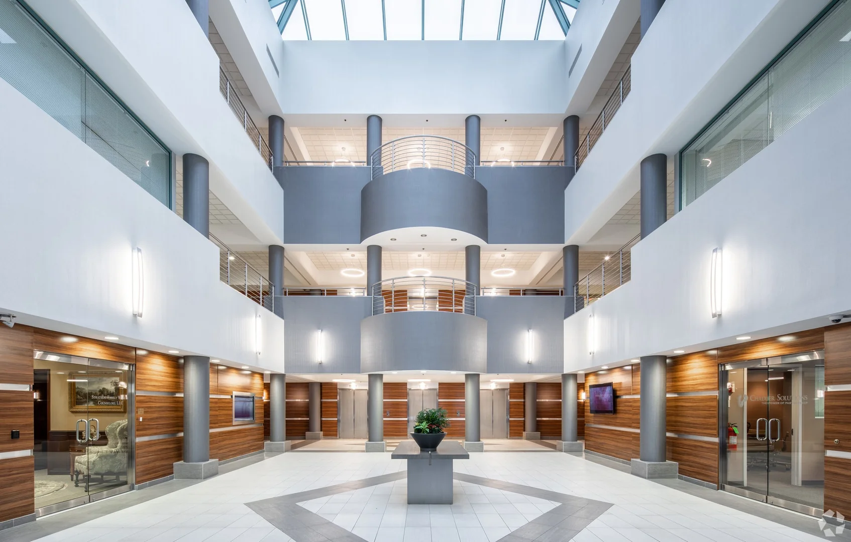Greenbrook Executive Center — Lease in Fairfield, NJ, photo 2 of 2