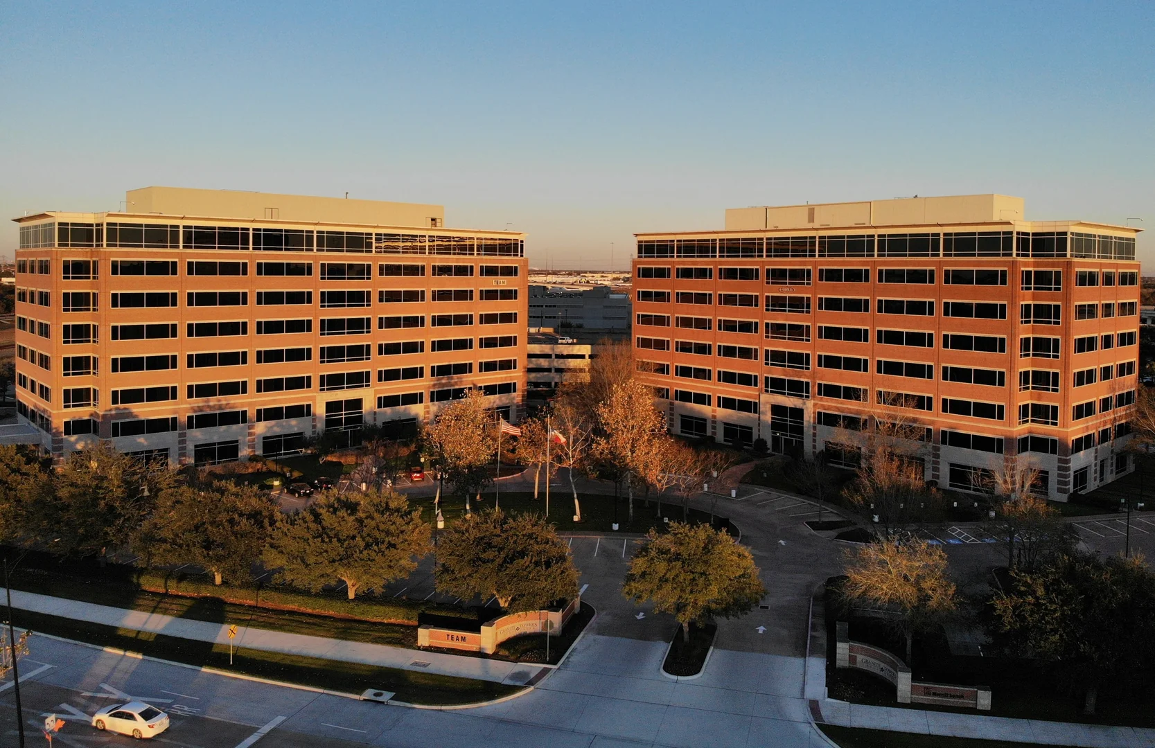 Sugar Creek I — Lease in Sugar Land, TX, photo 1 of 4