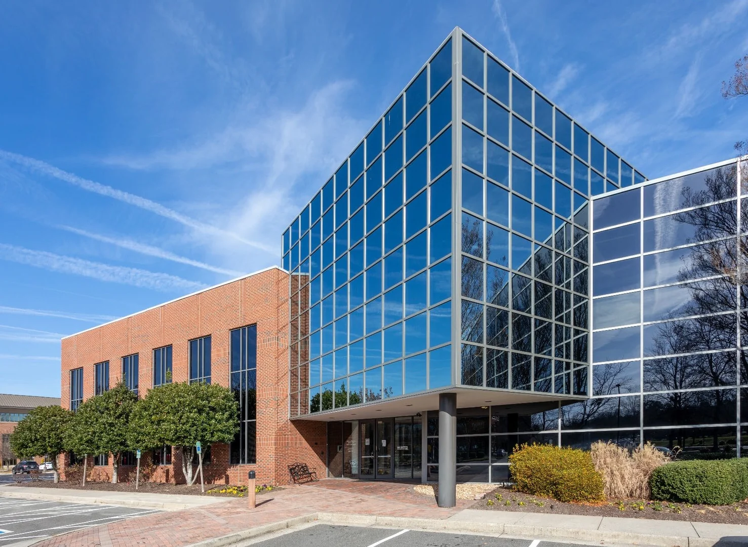 Virginia Bankers Association Bldg — Lease in Glen Allen, VA, photo 1 of 1