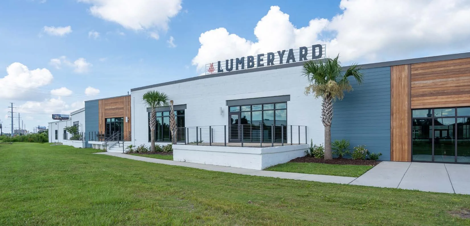 Lumberyard — Lease in North Charleston, SC, photo 1 of 3