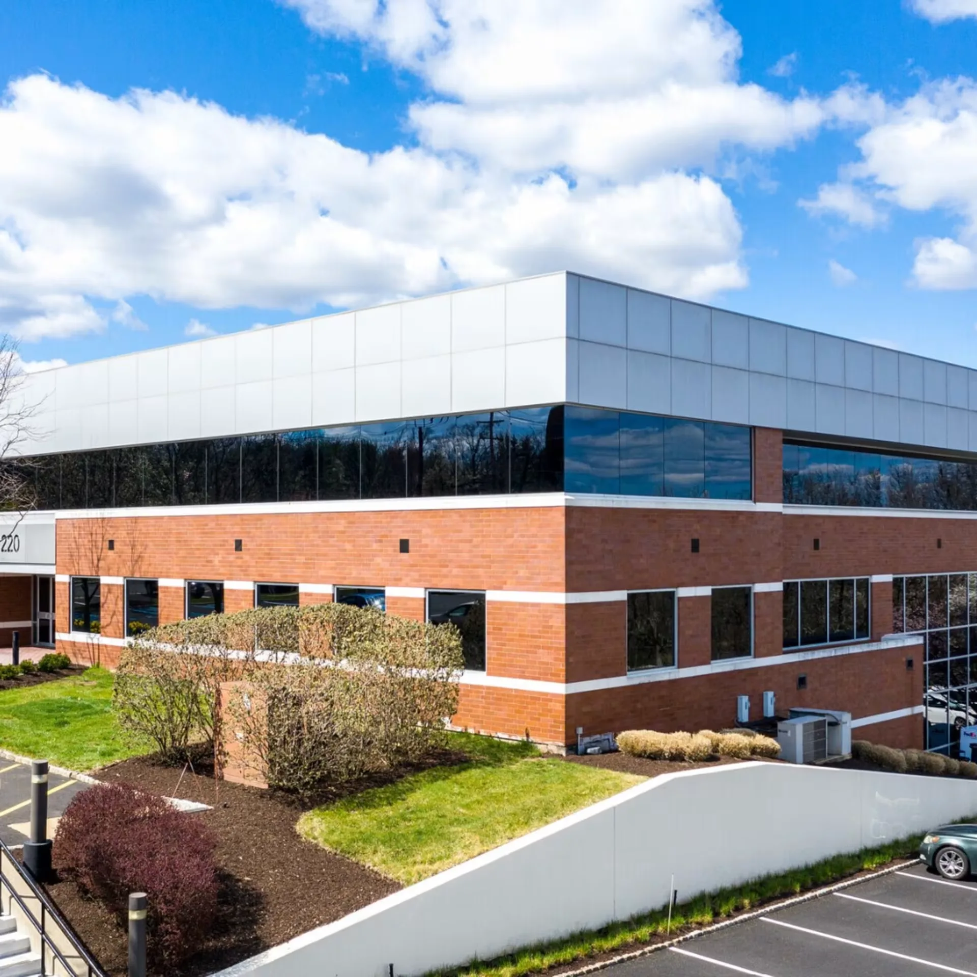 Park Place 220 — Lease in Florham Park, NJ, photo 1 of 1