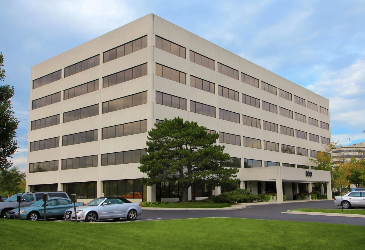Combined Centre II — Lease in Northbrook, IL, photo 3 of 6