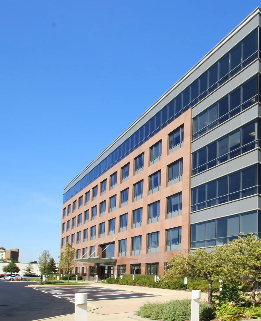 Northbrook Corporate Center I — Lease in Northbrook, IL, photo 2 of 6