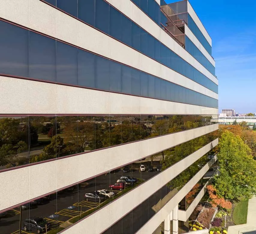 Columbia Centre II — Lease in Rosemont, IL, photo 1 of 1