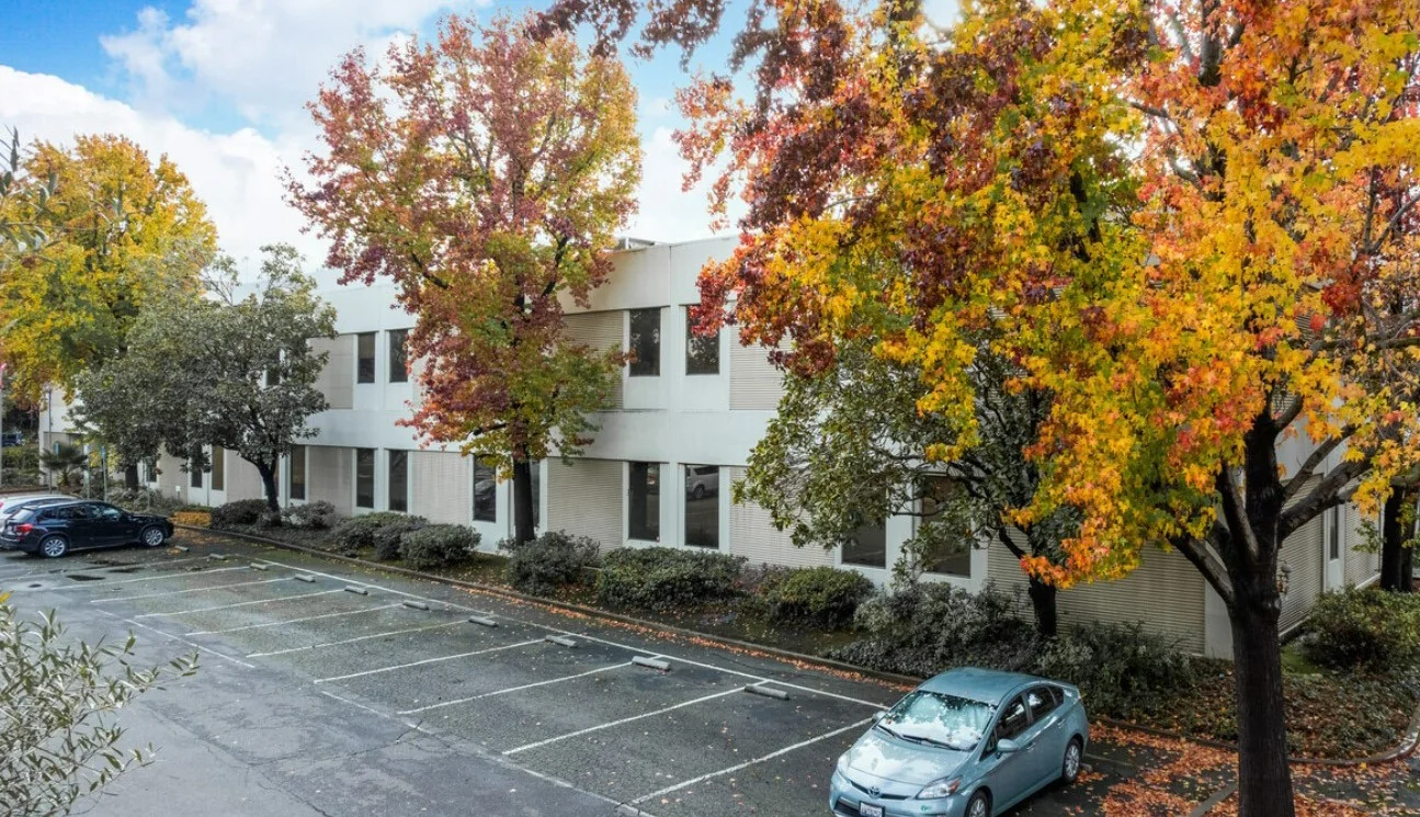 24041 Amador St — Lease in Hayward, CA, photo 1 of 1