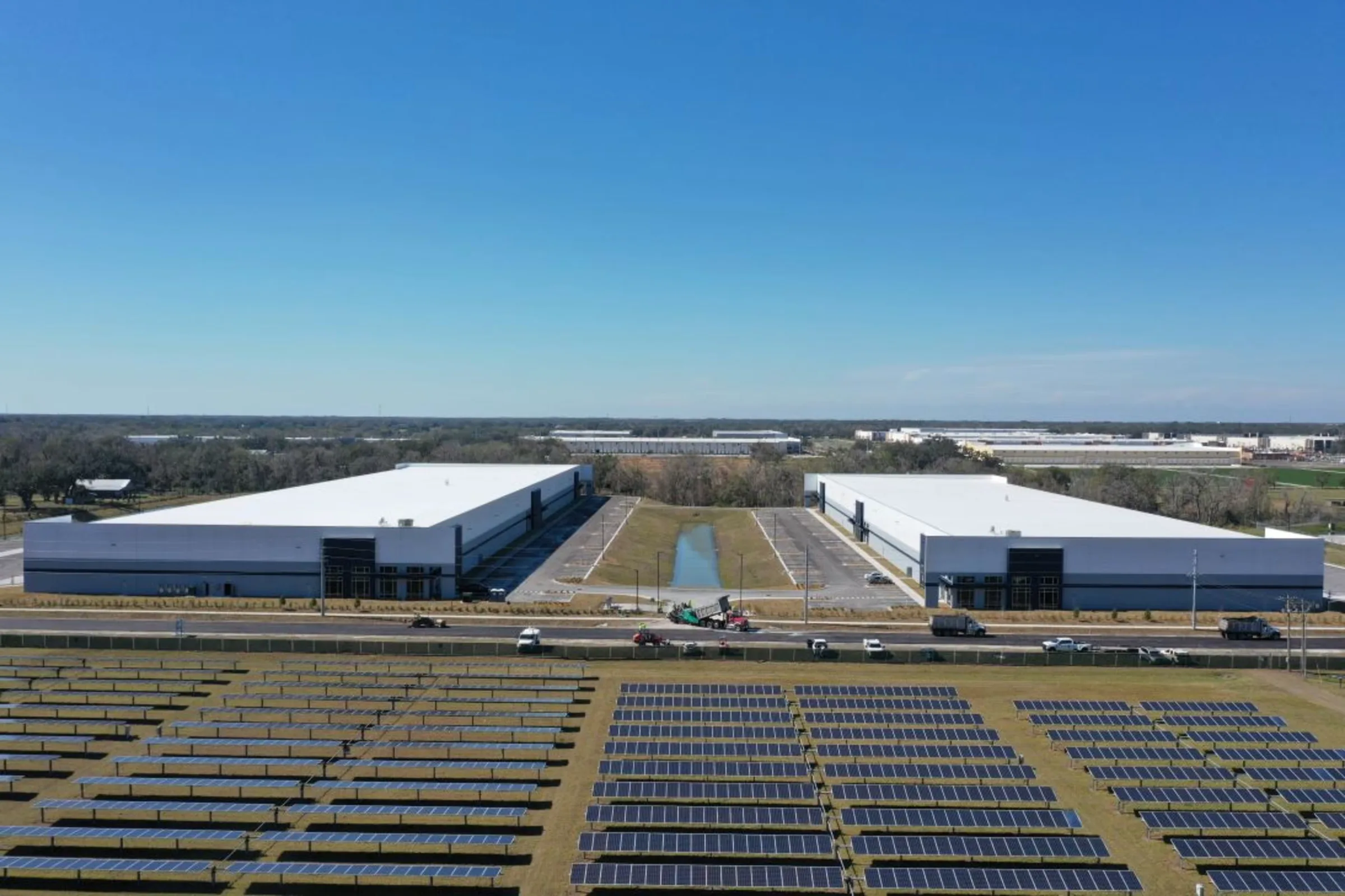 Hamilton Logistics Center - Building 100 — Lease in Lakeland, FL, photo 1 of 6