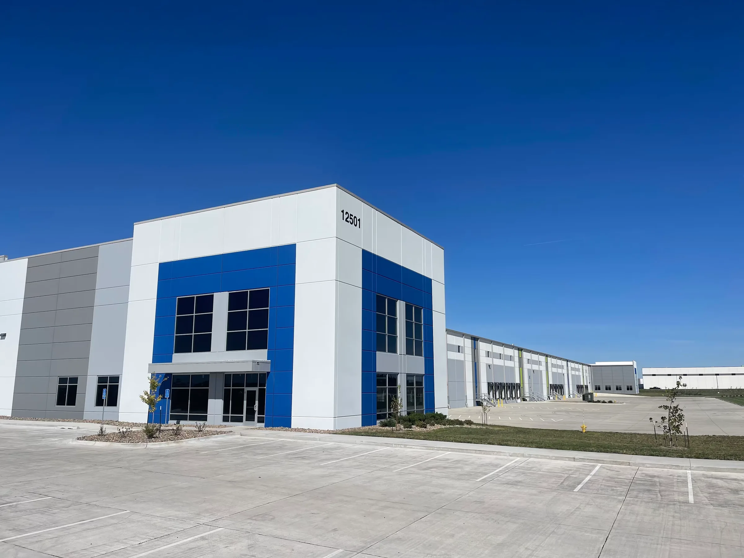 Urban Loop Commerce Park Bldg 1 — Lease in Urbandale, IA, photo 5 of 5