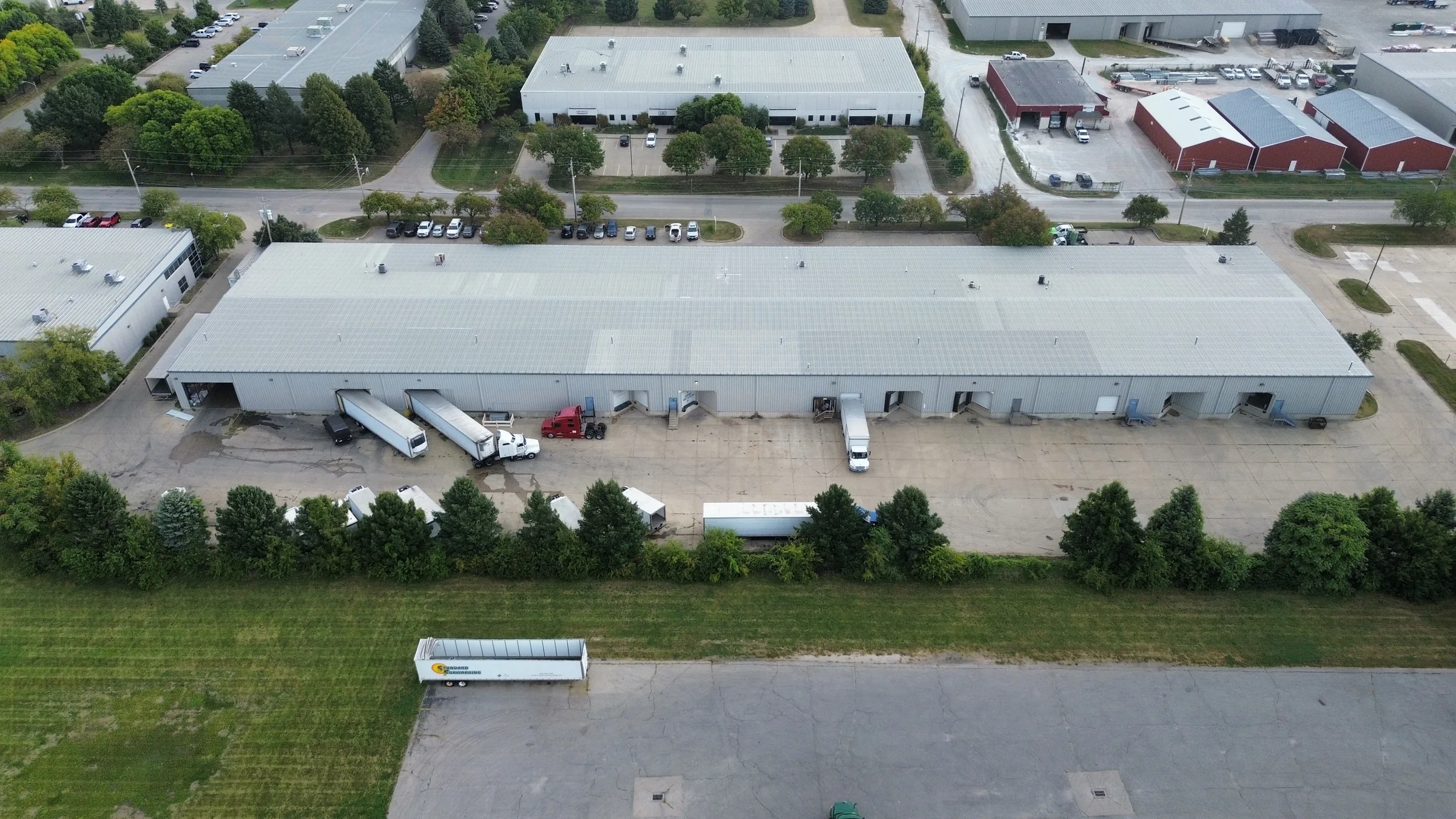 1800 Dixon St — Lease in Des Moines, IA, photo 3 of 5
