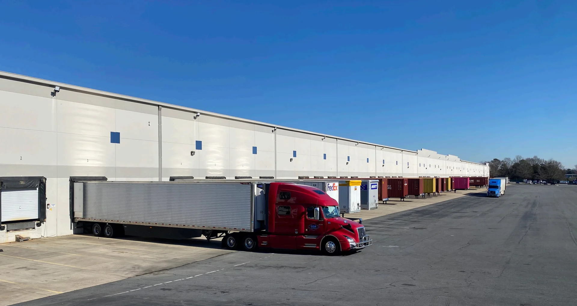 Nations West Distribution Center - Bldg 1 — Lease in Pineville, NC, photo 1 of 5