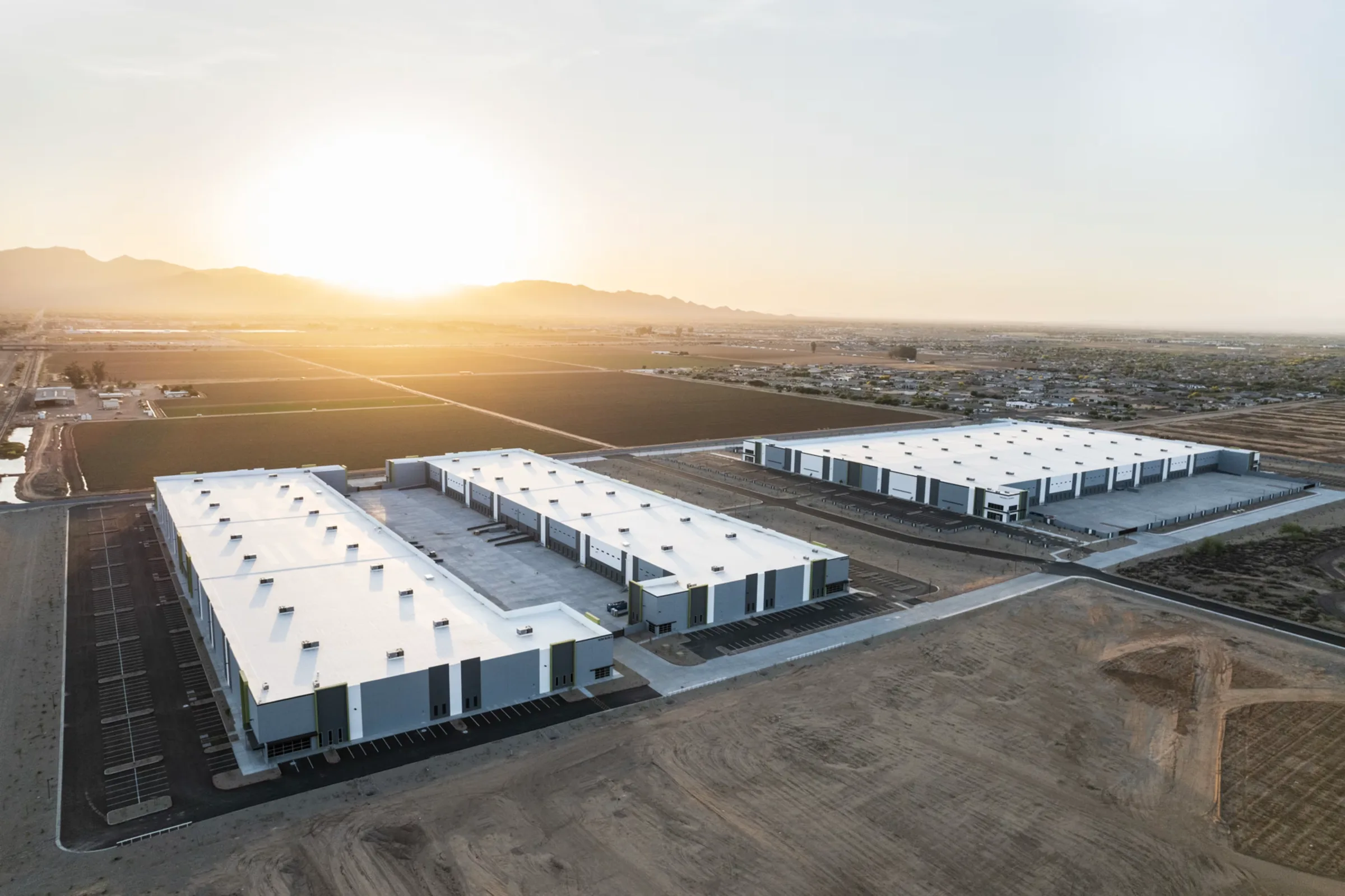 Virgin Industrial Park - Building C — Lease in Glendale, AZ, photo 1 of 7