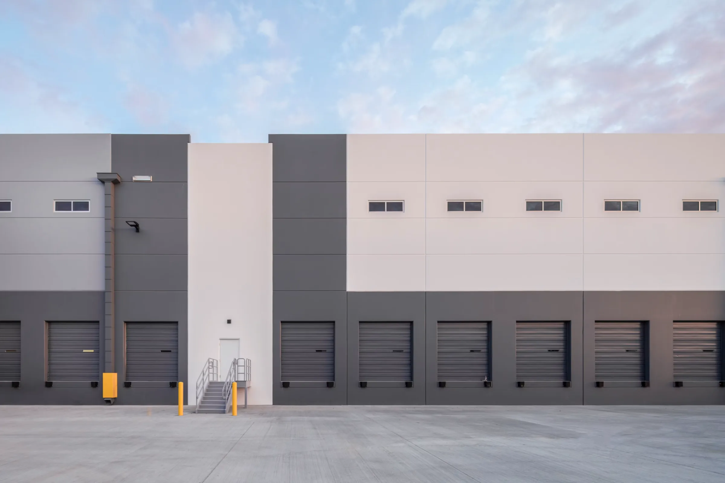 Virgin Industrial Park - Building B — Lease in Glendale, AZ, photo 4 of 8