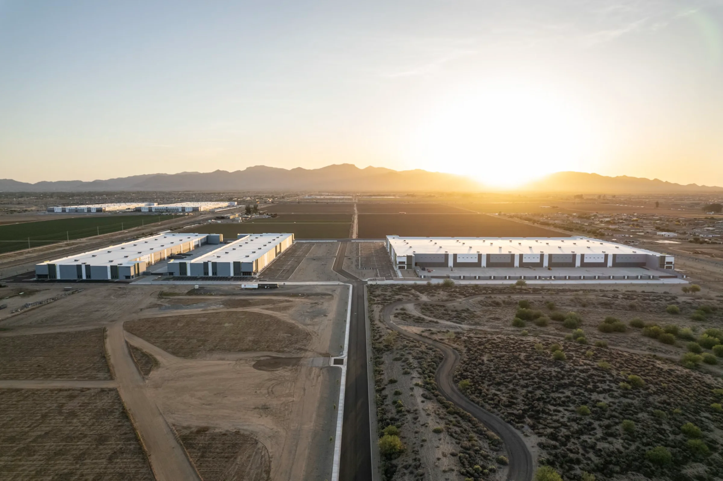 Virgin Industrial Park - Building B — Lease in Glendale, AZ, photo 7 of 8