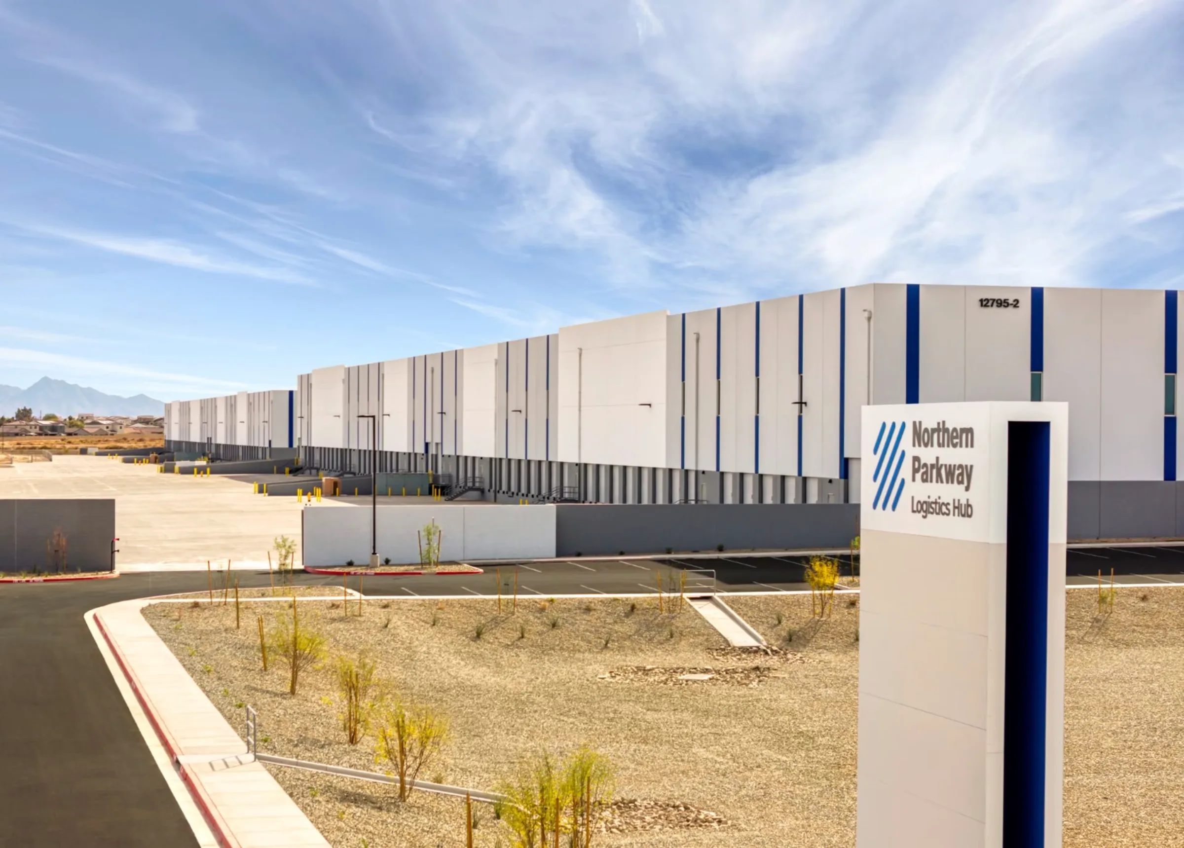Northern Parkway Logistics Hub - Bldg 2 — Lease in Glendale, AZ, photo 5 of 8