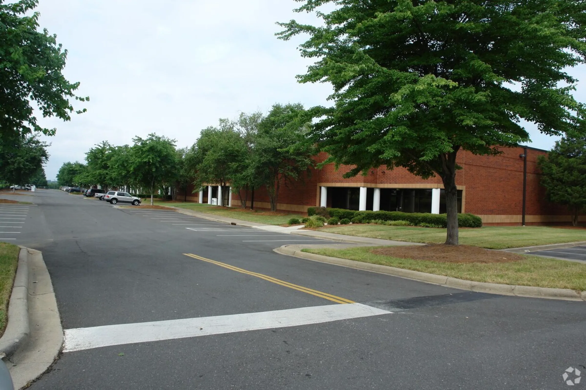 Lakemont I — Lease in Fort Mill, SC, photo 2 of 5