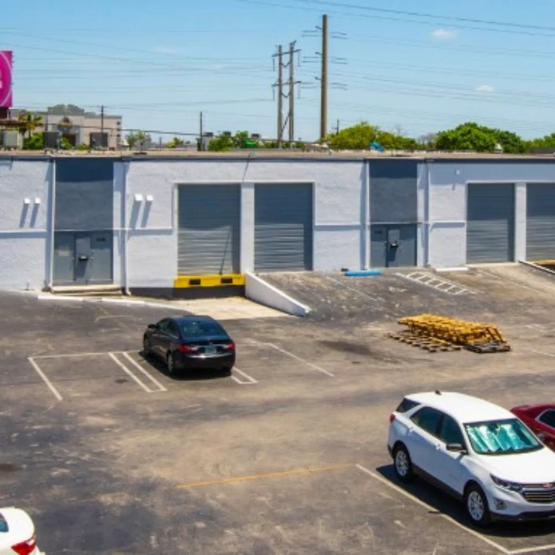 Palmetto Airport Center, Bldg 1 — Lease in Miami, FL, photo 1 of 1